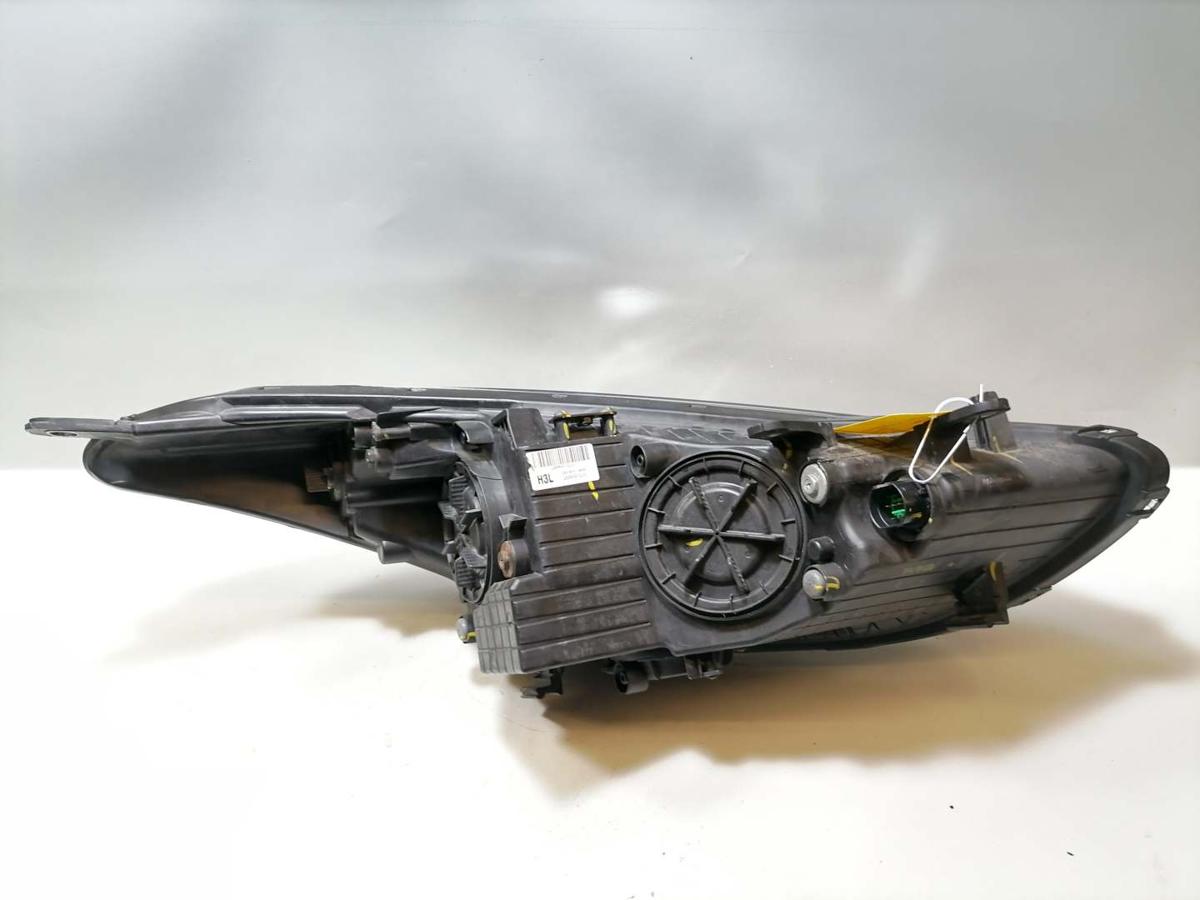 Hyundai I30 GD original Scheinwerfer vorn links Halogen Bj.2013